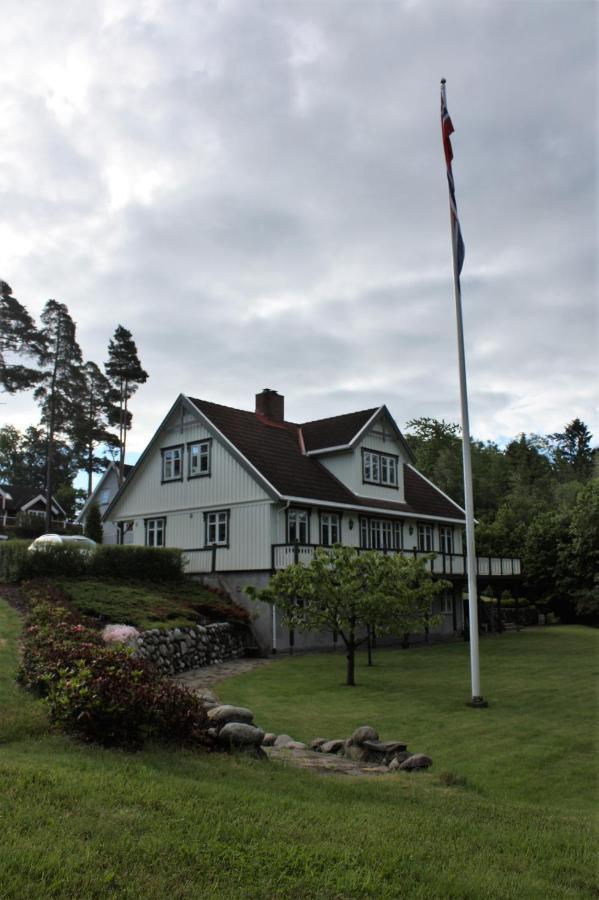 Huset I Skogen Apartment มอสส์ ภายนอก รูปภาพ